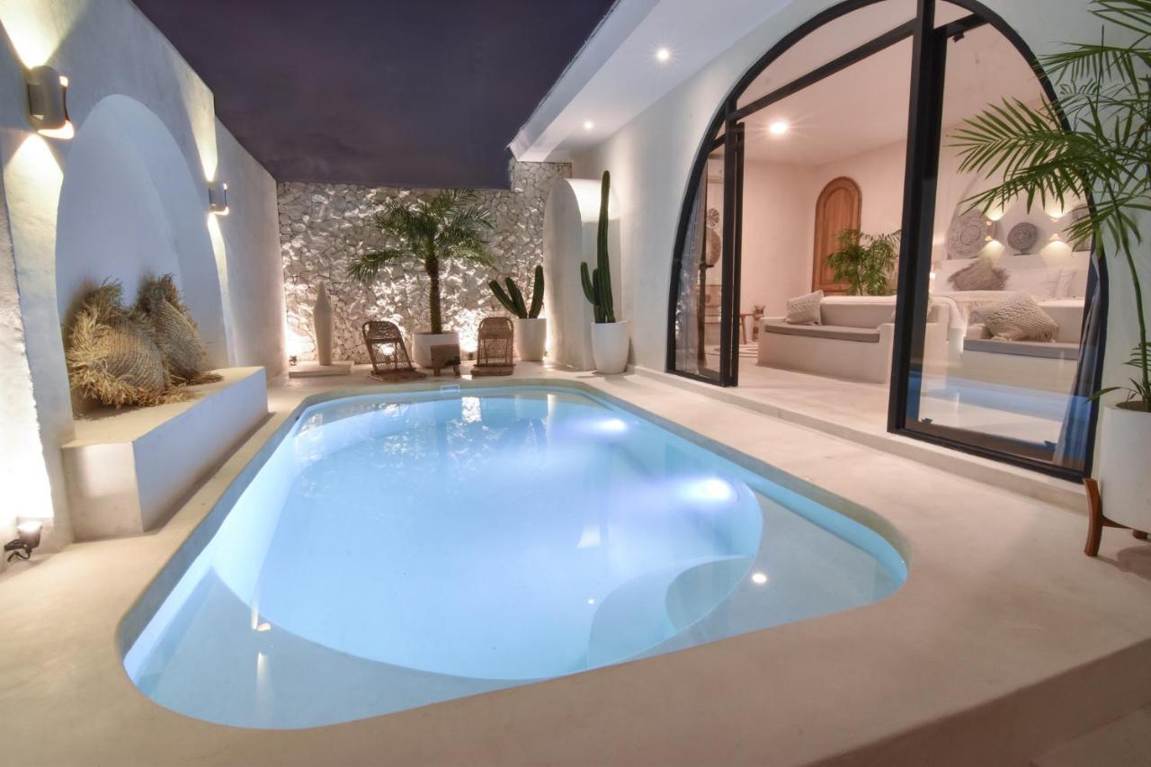 Bohemian Jogja Villas With Private Pool Kejayan Экстерьер фото