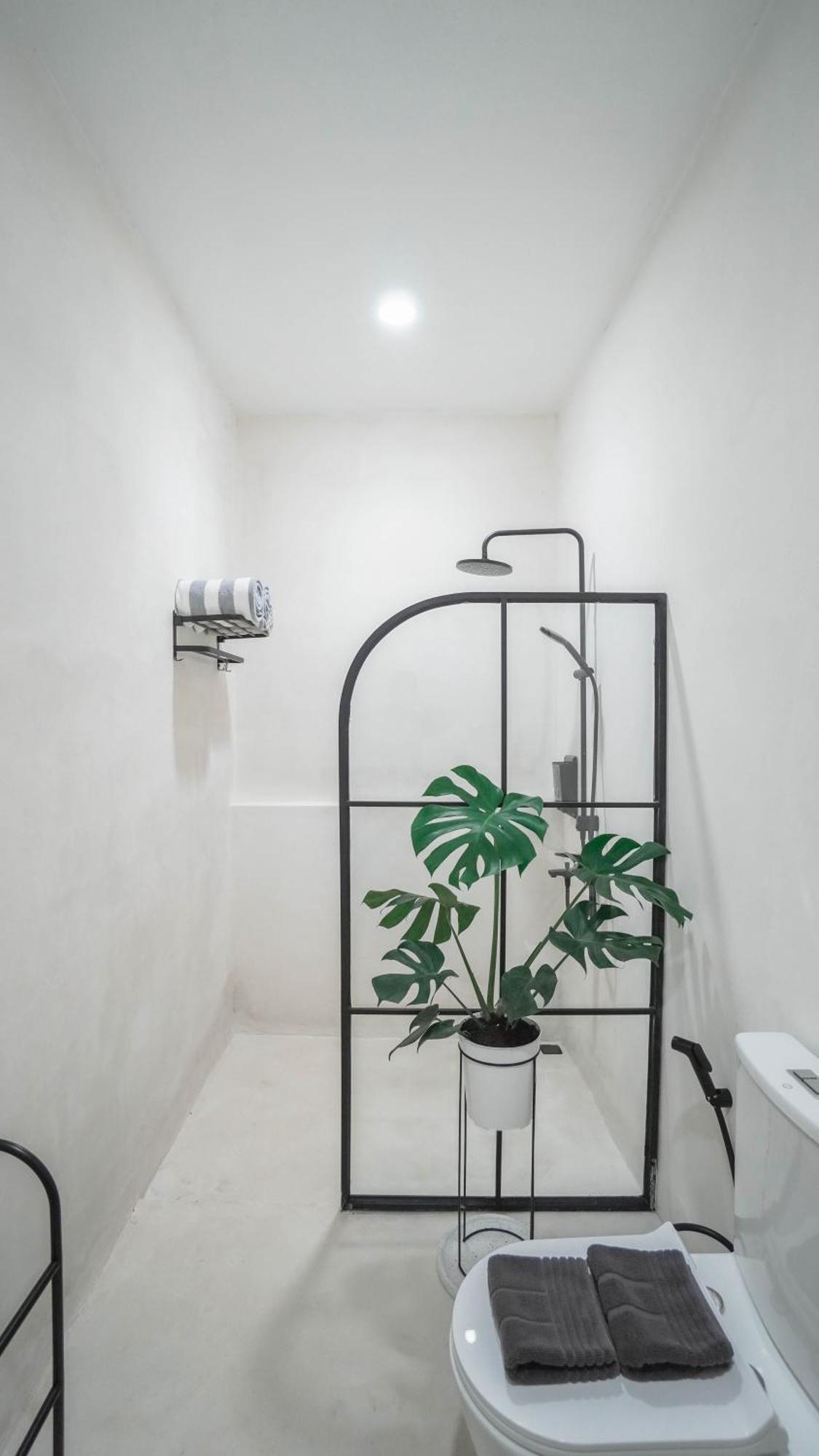 Bohemian Jogja Villas With Private Pool Kejayan Экстерьер фото