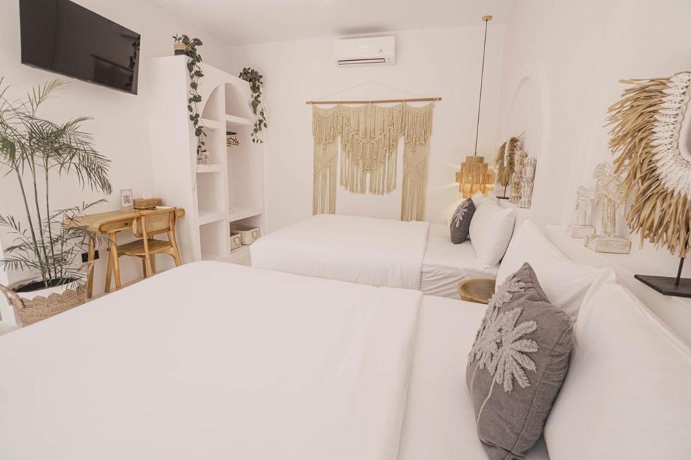 Bohemian Jogja Villas With Private Pool Kejayan Экстерьер фото