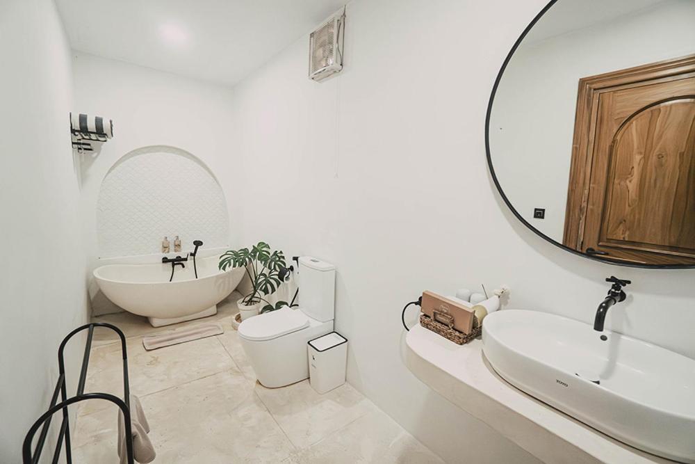 Bohemian Jogja Villas With Private Pool Kejayan Экстерьер фото