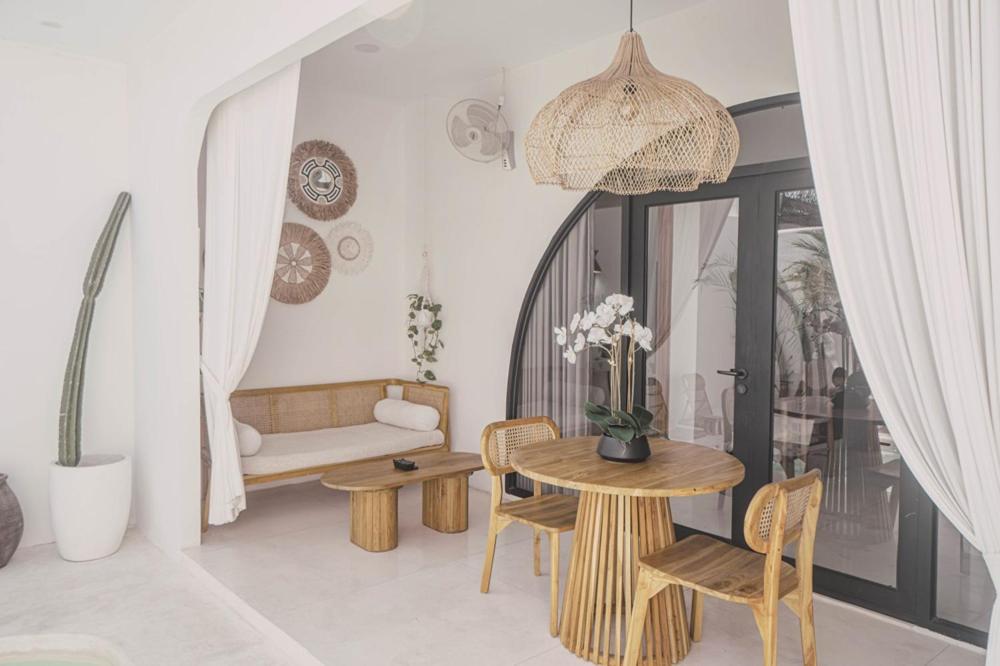 Bohemian Jogja Villas With Private Pool Kejayan Экстерьер фото
